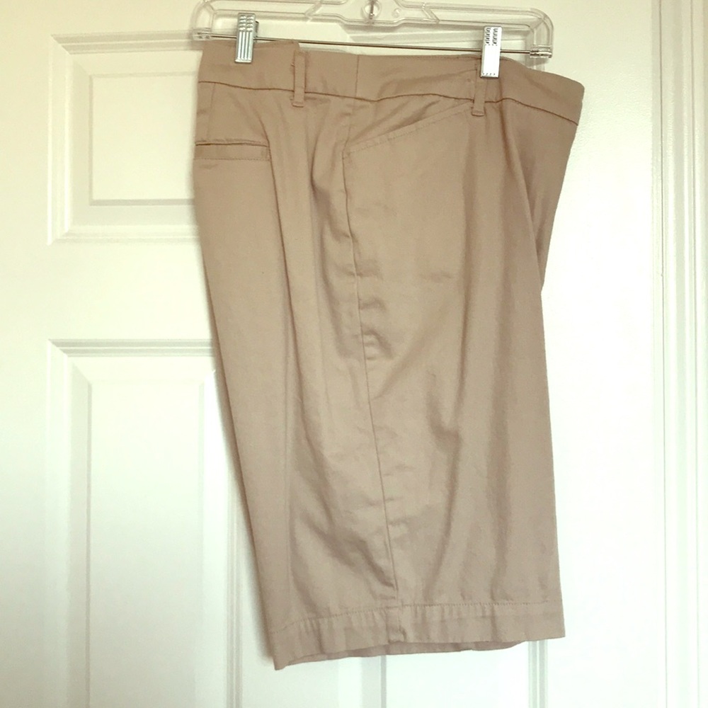 Gently Used - St. John’s Bay Bermuda Shorts 18W